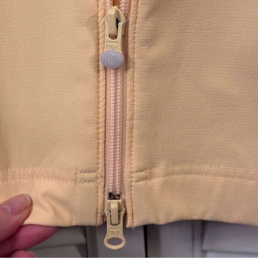 Merrell light Yellow Zip-Up Jacket - Picture 3 of 12